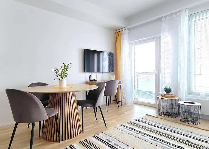 Asunto Siltavahti Jokinaekymaellae ヨエンスー